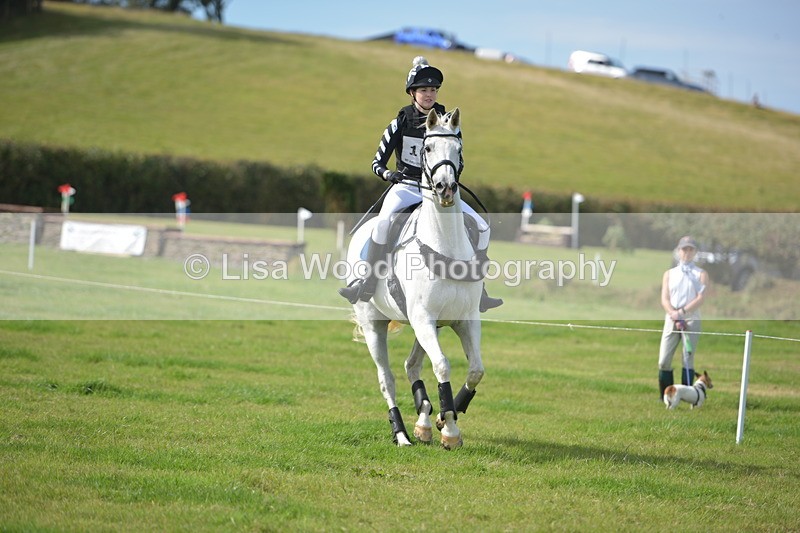 RAY_8207 - Class 1: Trebudannon Open: Red Table