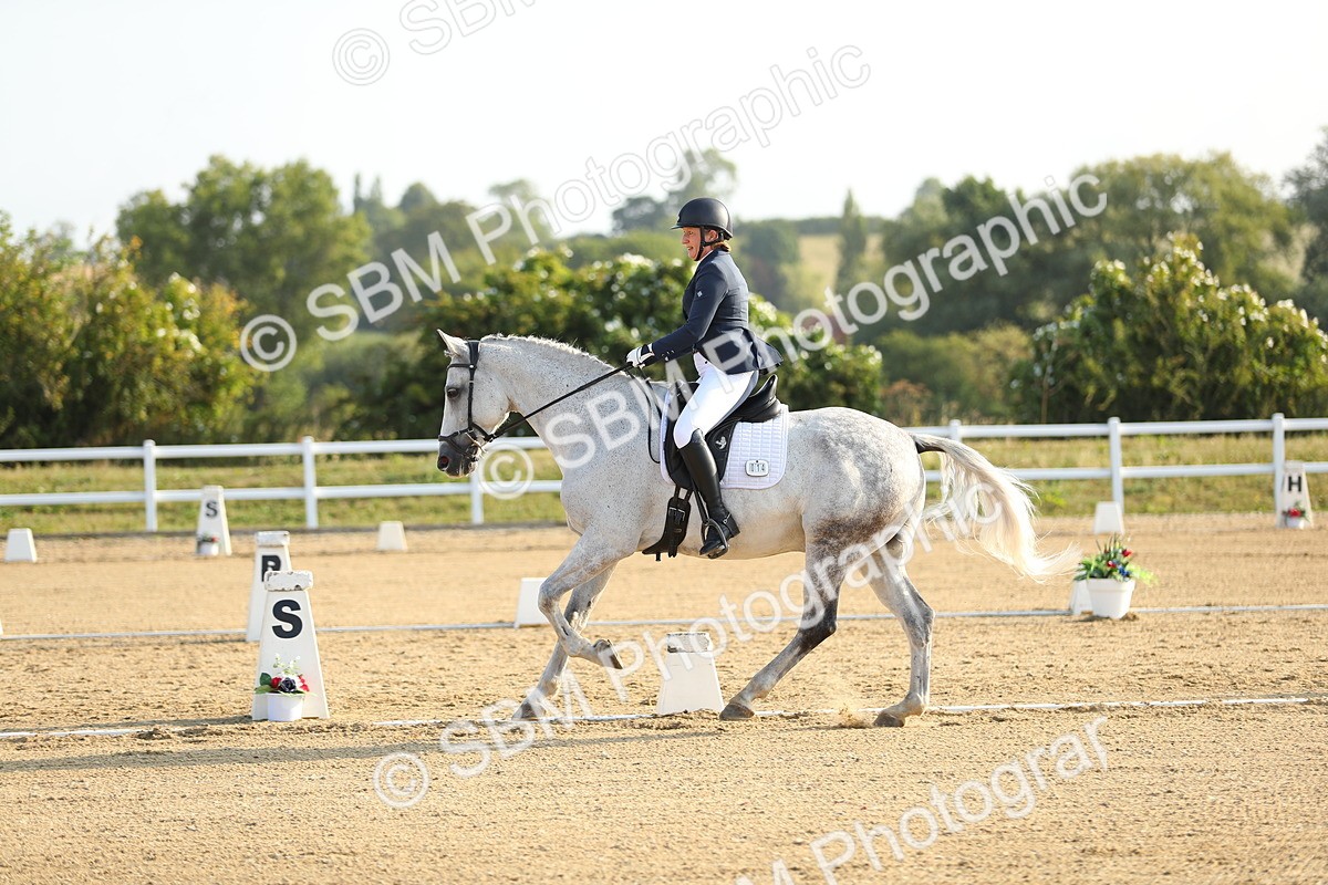 SBM_014941 - Class 13 - Novice 23 - 8,30-9.33