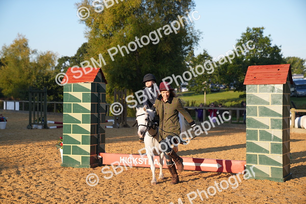 SBM_58854 - J63 - Minis Clear Round 30cm 40cm