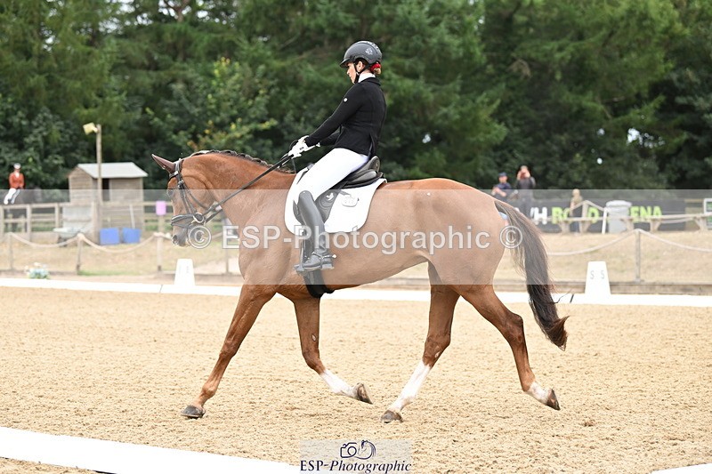 250808A-102124-00090 - 046-Alice.De.Soer-Lauretta.S