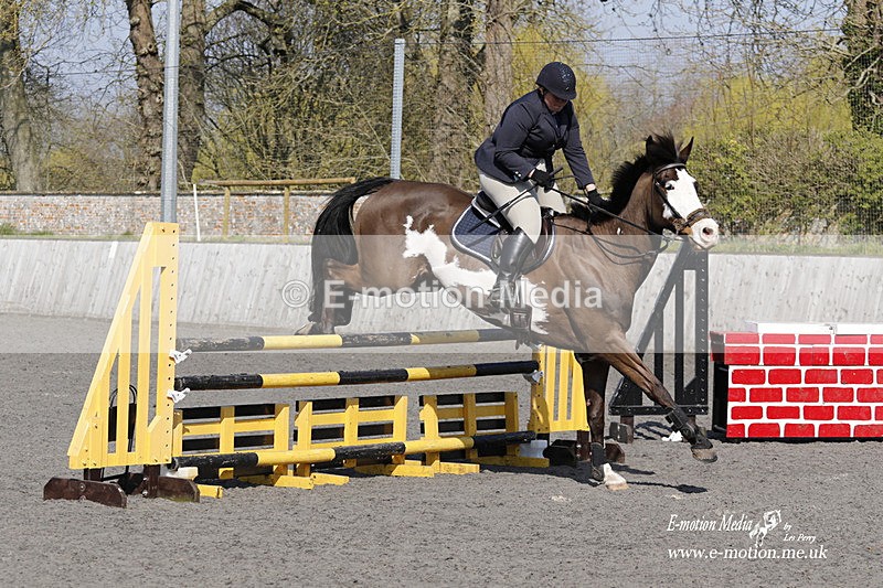 _EST2272 - Bourne Valley Riding Club Winter Showjumping 27/03/22
