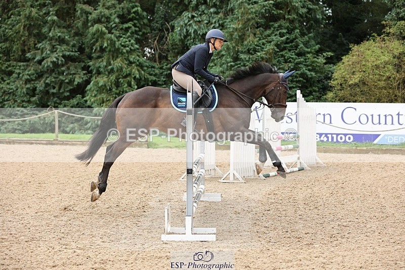 240817-085029-00178 - 01. Clear Round - 80cm