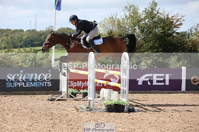 250913-141344-07299 - Cls 25 1.05m Amateur Quali