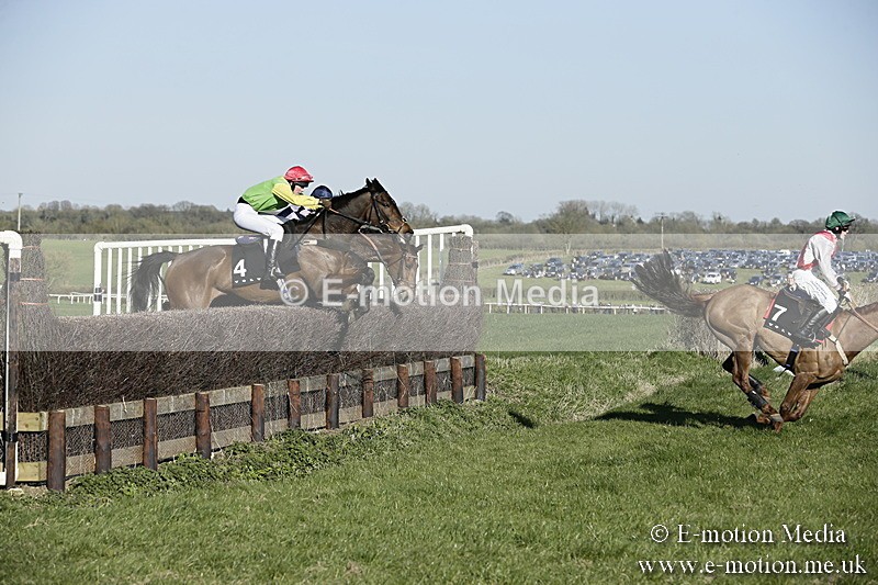 PtP 250317 396 - V.W.H. Hunt Point-to-Point Siddington 25/03/17
