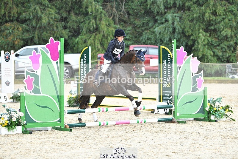 230824-163919-05965 - Round 2 Assisted Start to 16.50 CW