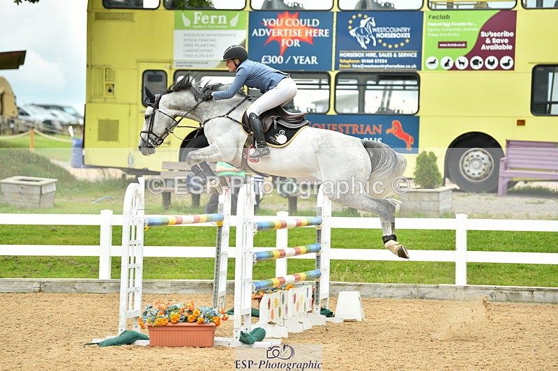 230720A-140252-03284 - Cls 21, 1 Star Gold 1.30m