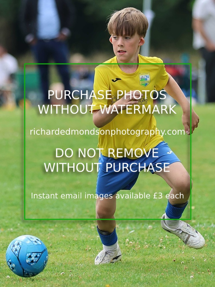 533A4952 - Kendal United