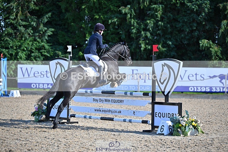 241027-123603-17355 - 452-Eleanor.Blewitt-CARRY.ON.PRINCESS