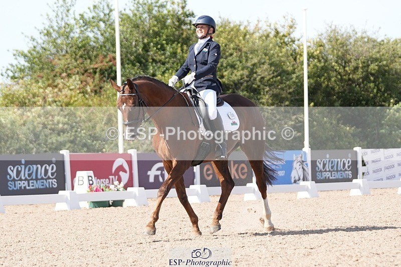 250906-150730-04659 - 108-Susan.JonesWoodlander.Summer.Breeze