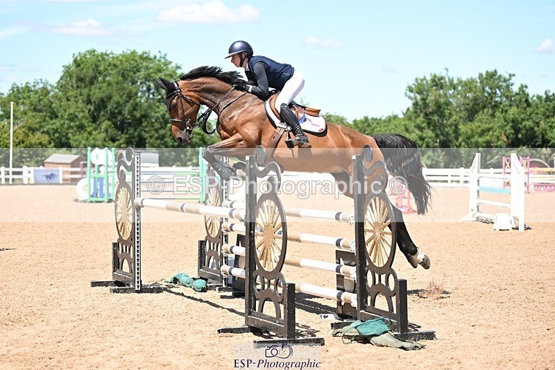 250709-131845-00802 - Cls 4 Snr Newcomers & Snr 1.10m