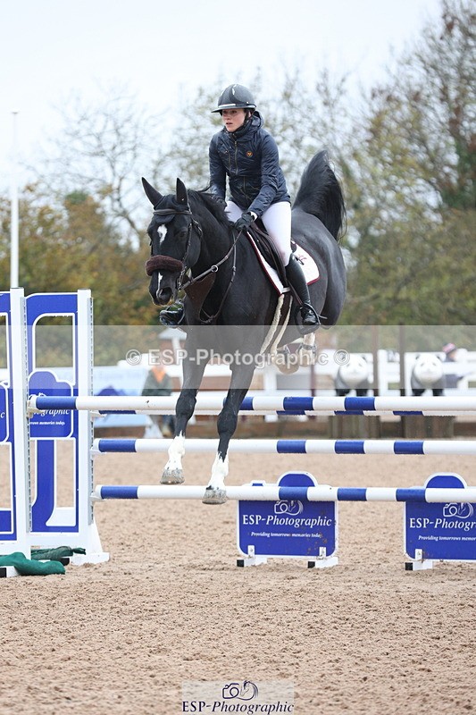 231112A-133355-04533 - Cls 20 Newcomers & 1.10m Open