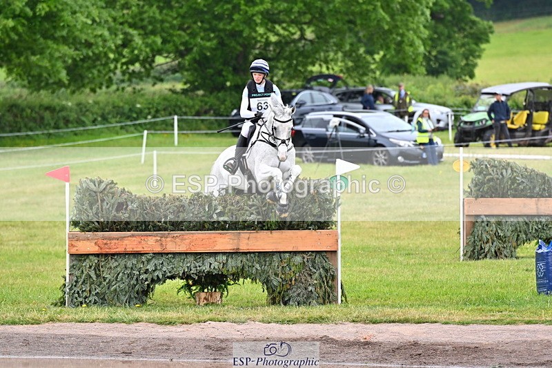 250524A-104406-09383 - A-063-Elizabeth.Barratt-RIDE.FOR.THAIS.CHAMAN.DUMONTCEAU