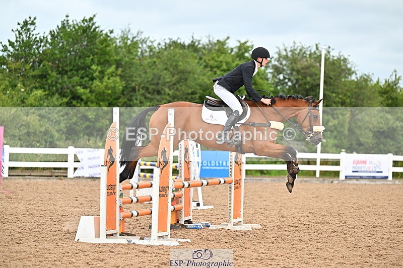 240703A-100517-00013 - Cls 01 Snr Brit Nov & 90 Open