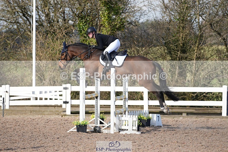 250316-101546-05830 - Cls 21 British Novice and 90cm