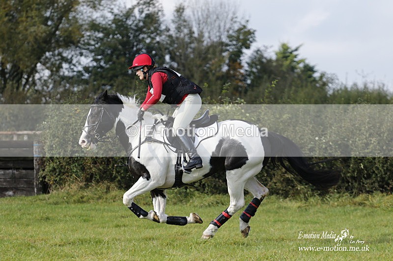  WWHT 171021 3955 - Open (1.00m)  17/10/21