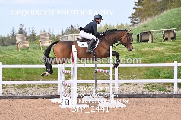 BPP_2441 - CLASS 6 - FRI - Senior Newcomers/1.10m Open