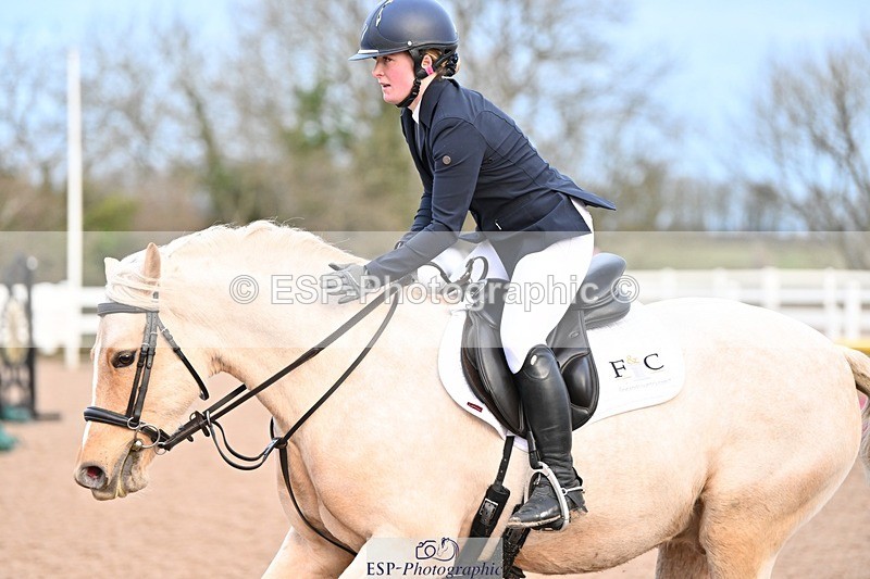 250112-091248-00602 - Cls 15 British Novice and 90cm Open
