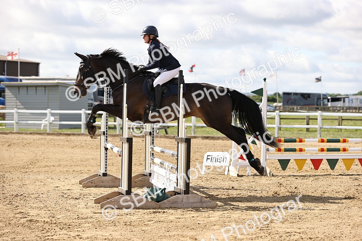 SBM_001881 - Class 8 - Clear Round