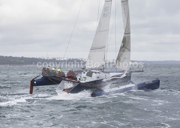 120630 GBR714M  _MG_3337 - ROUND THE ISLAND RACE - 30th June 2012