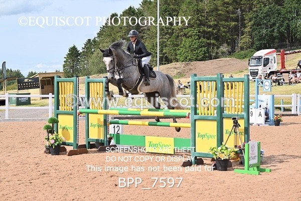 BPP_7597 - CLASS 15 FRI Senior 1.05m Open