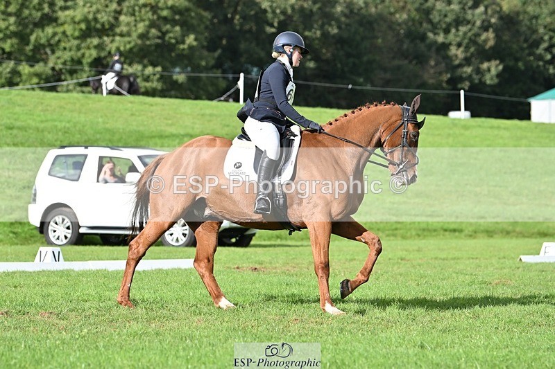 231020-141207-10845 - 663-GROOVY.GUY-Hannah.Watson-DR