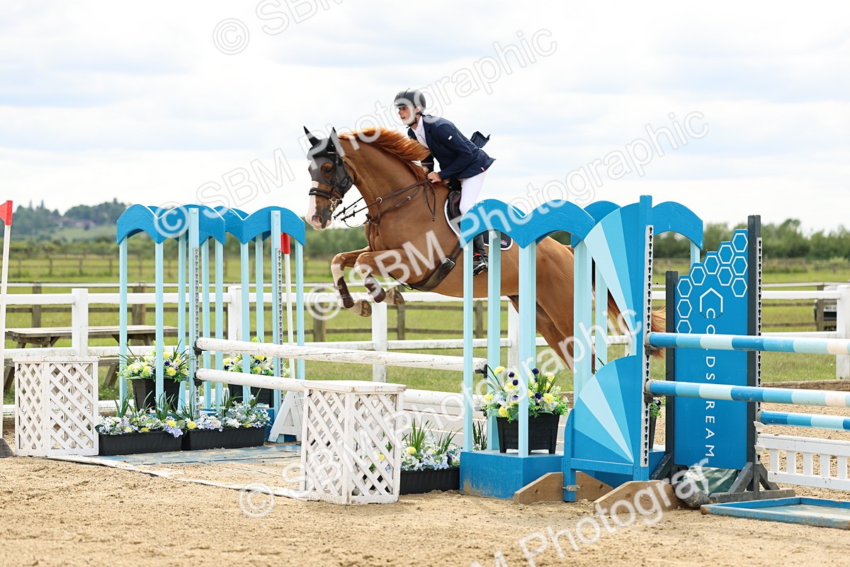 SBM_006176 - Class 19 - Senior Newcomers - 1.10m