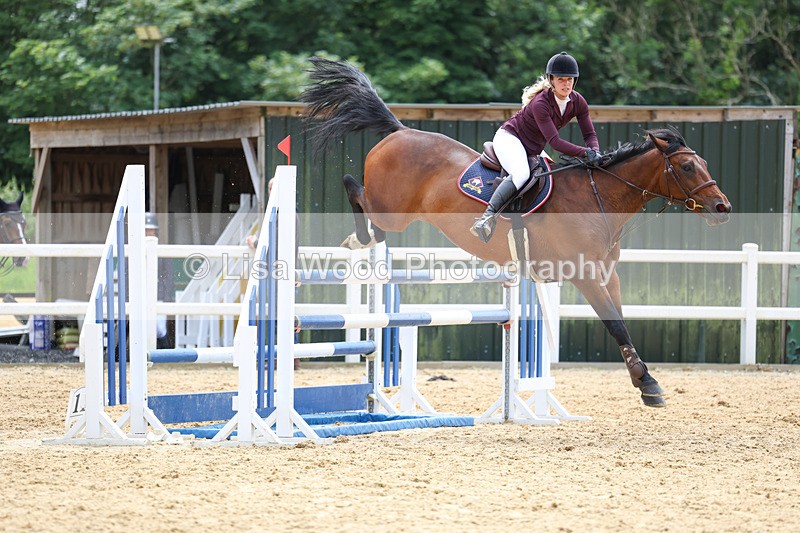 3E7A4291 - Class 7: Senior Newcomers/1.10m open