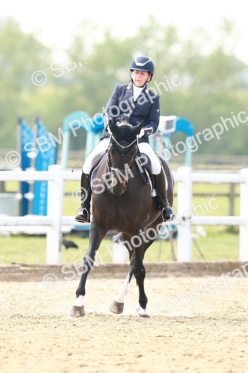 0B8A7220 - Class 12 - Medium 4