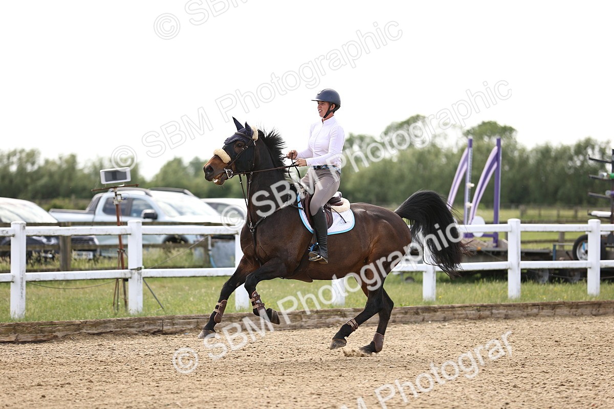 SBM_005106 - Class 12 - 1.15m Open (Members Cup)