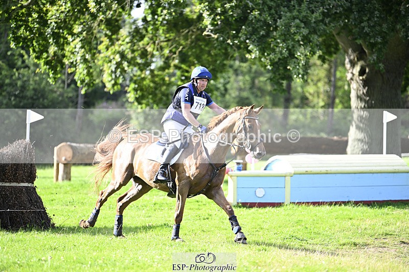 240804-175741-19148 - 713-Tim_Cheffings-HEARSAY_LARK_RISING