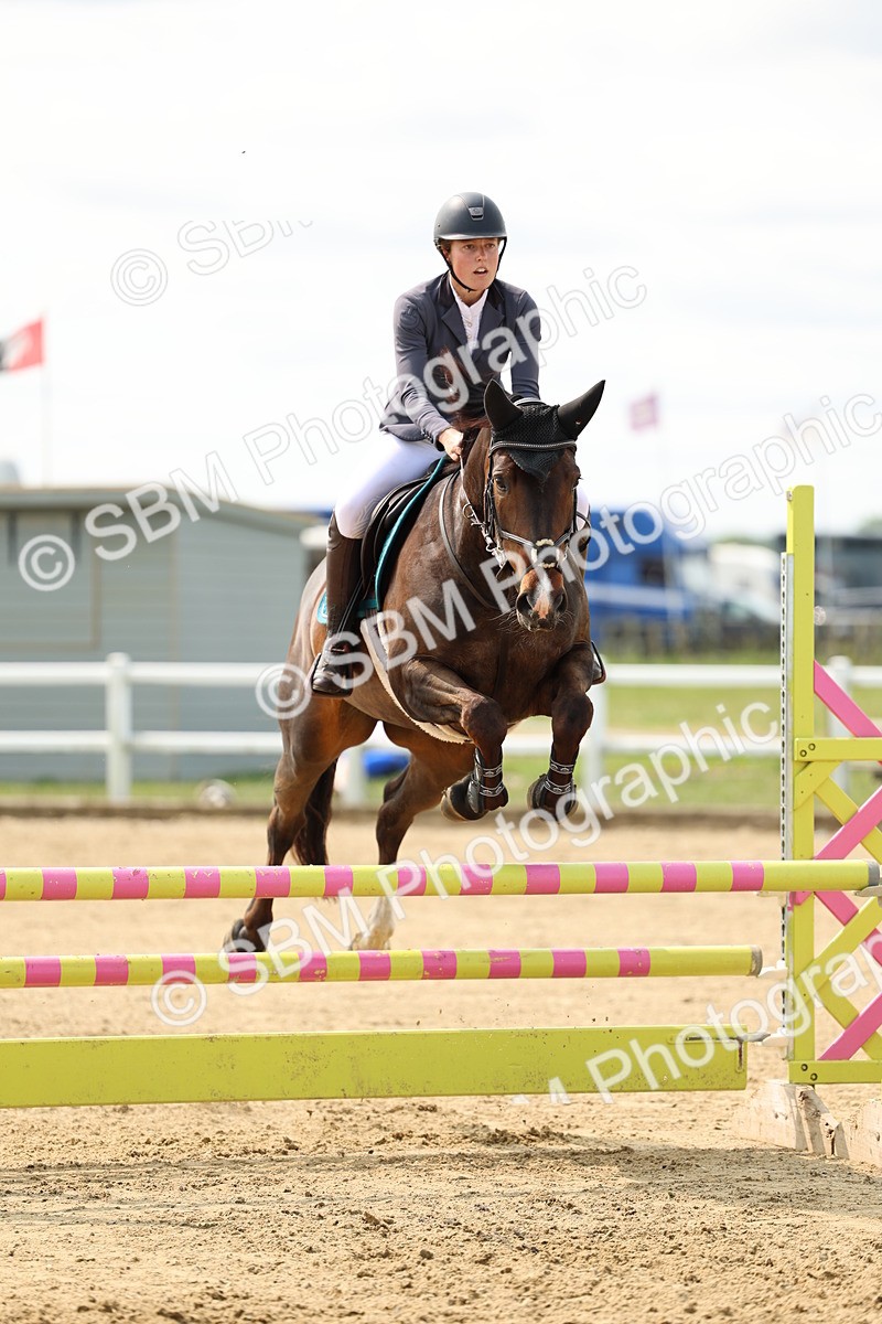 SBM_004570 - Class 16 - Senior British Novice - 90cm