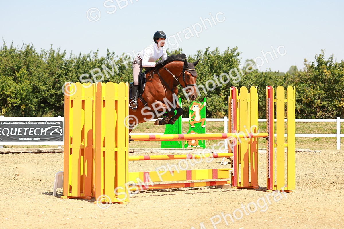 SBM_001564 - Class 4 - Senior Newcomers - 1.10m