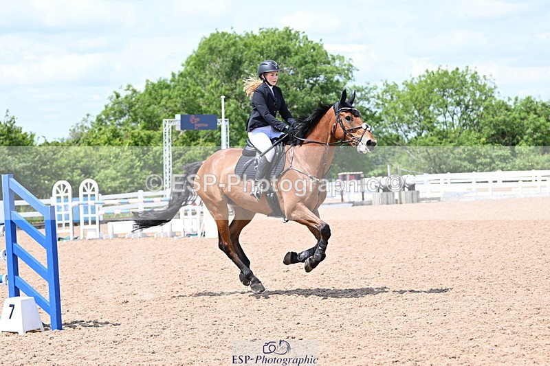 240619A-141227-00463 - Cls 4 Snr Newcomers and 1.10m Open