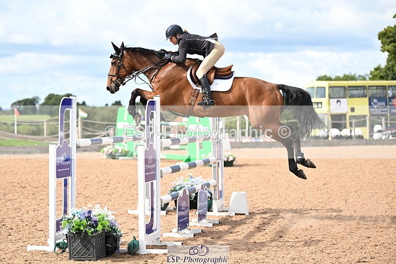 240912A-142640-02179 - Cls 5 National 1.30m Open