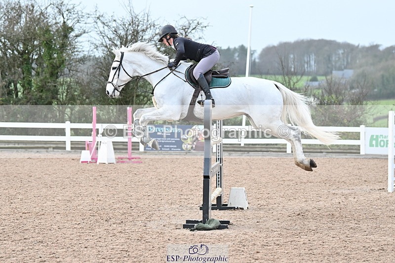 231208A-134744-01000 - Cls 6 Foxhunter & 1.20m Open