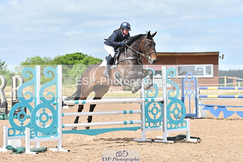 240609A-112108-04524 - Cls 17 Snr 1.05m Open