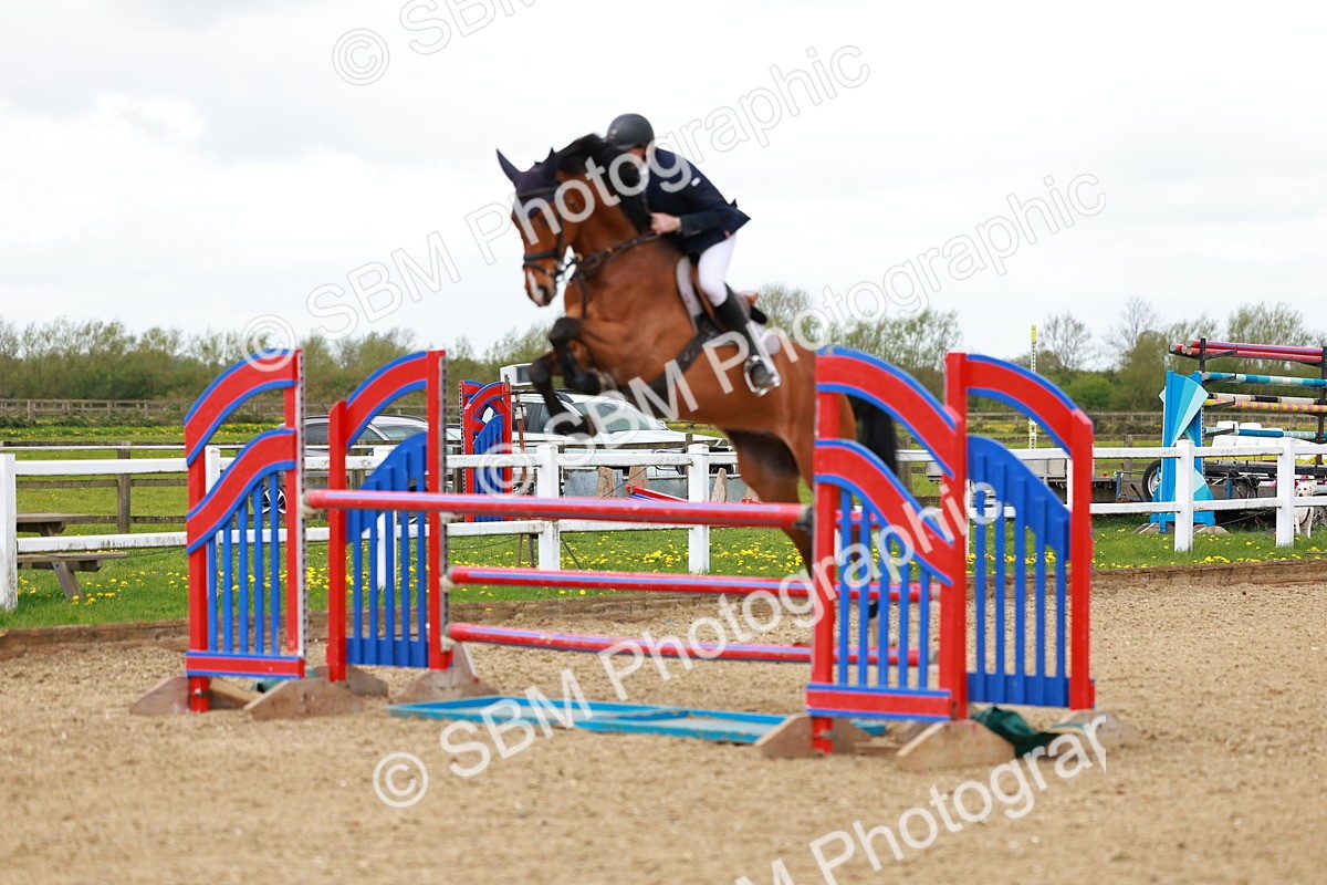 SBM_002367 - Class 10 - Senior Newcomers - 1.10m