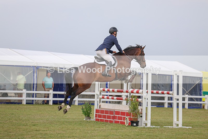 3E7A1024 - Class D: Showjumping Senior Newcomers/1.10m open