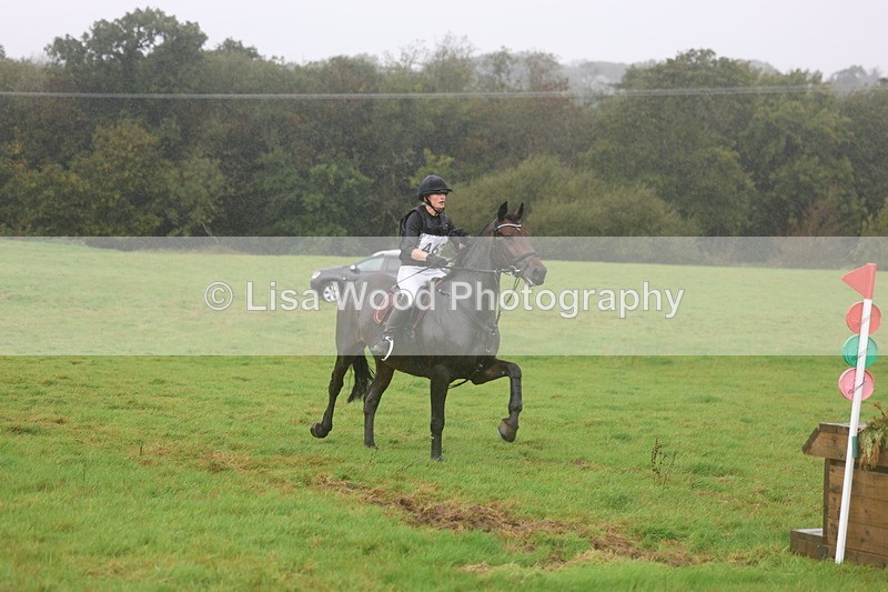 3E7A1915 - Class 4: 80cm: Box