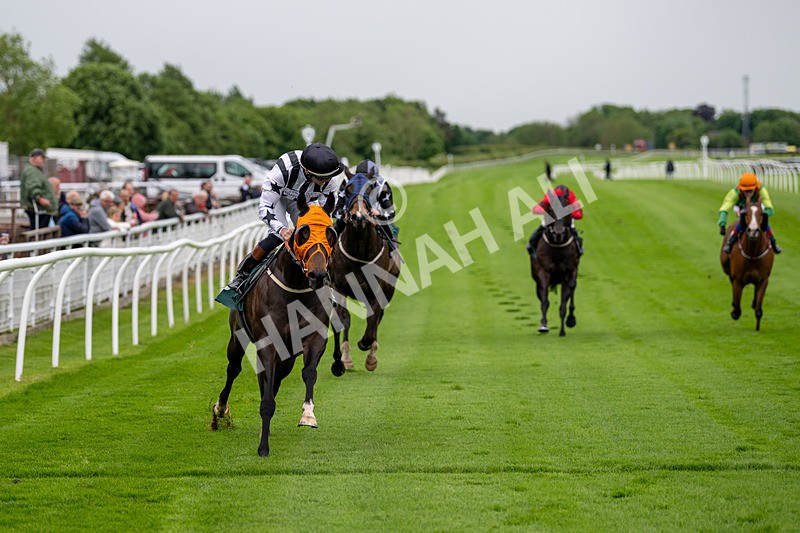 230524-Race 2-Birkenhead-1313 - Race 2