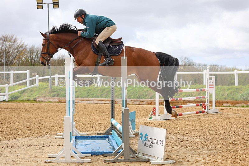 3E7A1743 - Class 7: Senior Newcomers/1.10m open