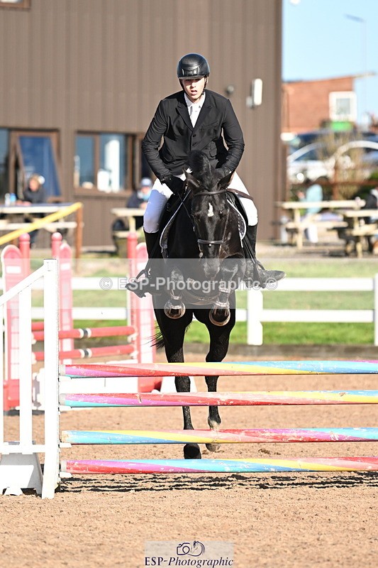 241026A-144036-01395 - SAT Cls 16-18 Children on Horses