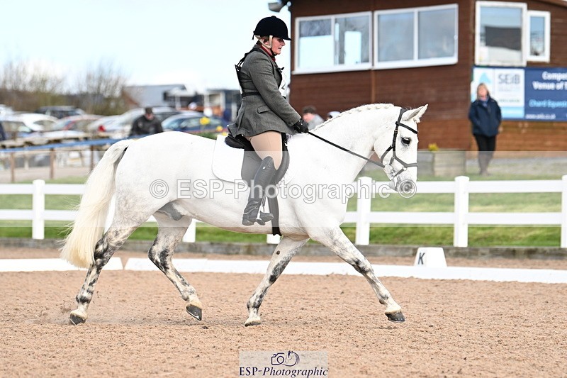 240324A-123350-02650 - Novice 27, 12.30 to 13.50