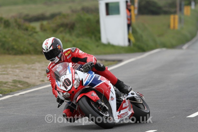 Conor Cummins Honda / Honda Racing - Pokerstars Senior TT