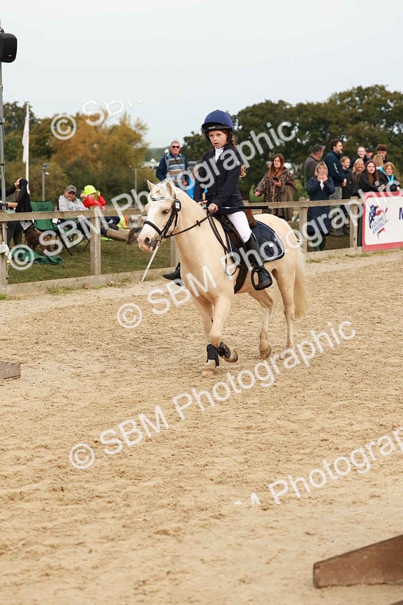 SBM_57660 - J11 - Junior Pony 50cm Championship