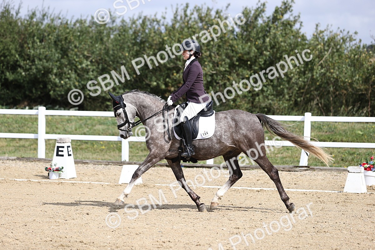 SBM_016248 - Class 14 - Novice 23 - 10.29-11.32