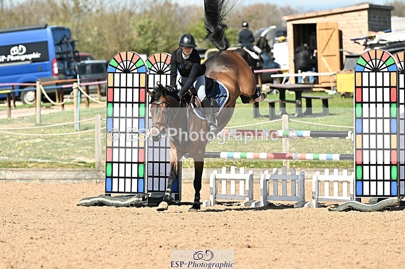 250416-152412-01717 - Cls 6 Foxhunter and 1.20m