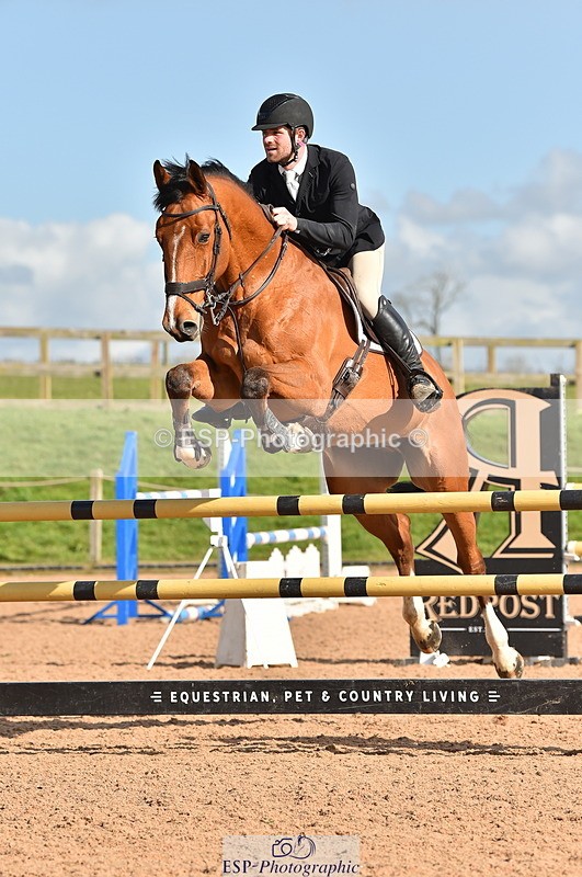 240306A-140200-01543 - Cls 4 Newcomers and 1.10m Open