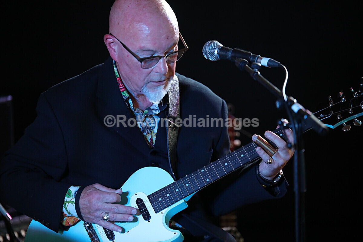 FOLK N BLUES-415 - FOLK and BLUES SEPT 2022