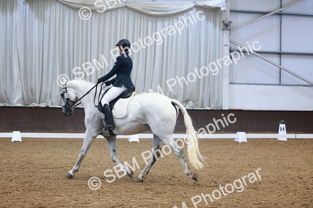 0B8A9152 - Class 6 - Novice 3